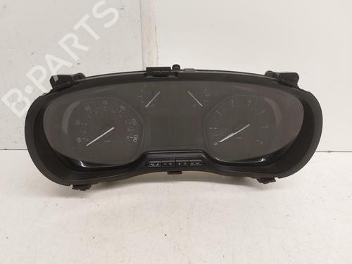 Used Instrument cluster VAUXHALL VIVARO C Van (K0) 1.5 (102 hp) 26796798