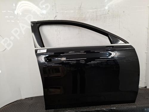 right-front-door-mercedes-benz-a-class-w177-2018-39757281 main image