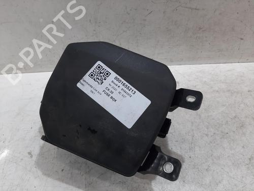 Used Fuse box MAZDA CX-30 (DM) SKYACTIV-X M Hybrid (DMFP) (179 hp) 33124307