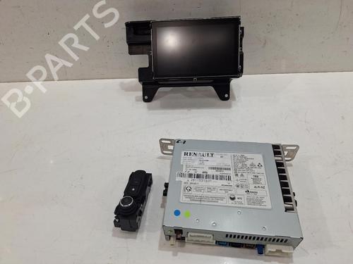 Used Electronic module RENAULT KADJAR (HA_, HL_) 1.2 TCe 130 (HLMR) (130 hp) 30516611