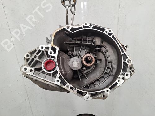 Used Gearbox VAUXHALL CORSA Mk IV (E) (X15) 1.4 (90 hp) 28723440