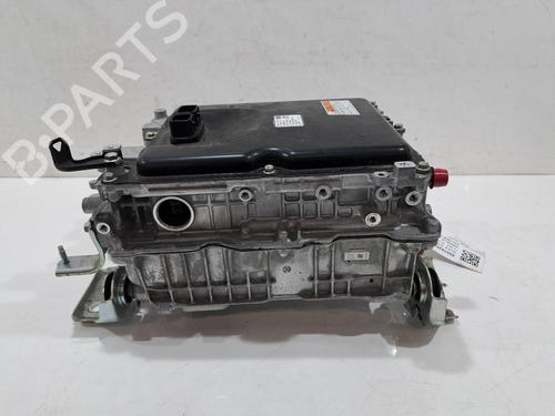 Onduleur/Convertisseur TOYOTA COROLLA Estate (_E21_) 1.8 VVTi Hybrid (ZWE219) (140 hp) 32120679