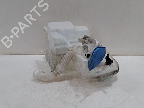 Used Windscreen washer tank Windscreen washer tank SKODA OCTAVIA III Combi (5E5, 5E6) 2.0 TDI RS (184 hp) 35768994 35768994