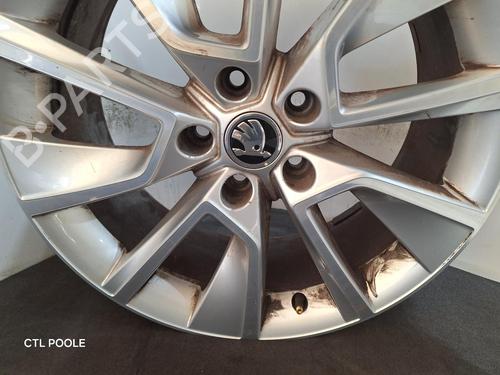 Fælk SKODA KAROQ (NU7, ND7) 1.6 TDI | BP38327801C45 - Image 4