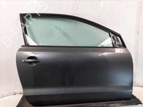 Used Right front door VW POLO V (6R1, 6C1) 1.0 (60 hp) 31316271