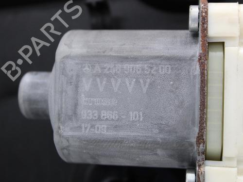 Used Front right window mechanism MERCEDES-BENZ A-CLASS (W176) A 200 CDI / d (176.008) (136 hp) 26754735