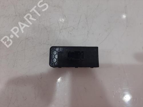 Right front window switch CITROËN C3 III (SX) 1.2 THP 110 (SXHNPS, SXHNZT, SXHNZ6) | BP38089412I26 - Image 3