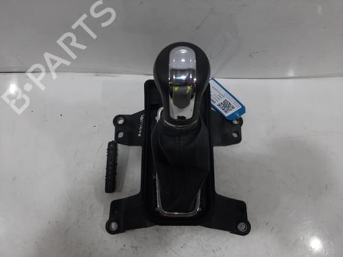 Used Gear lever Gear lever VAUXHALL CORSA Mk III (D) (S07) 1.4 (L08) (101 hp) 35769039 35769039