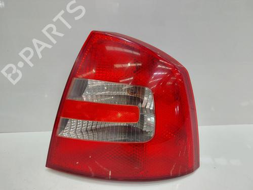 Used Right taillight SKODA OCTAVIA II (1Z3) 1.9 TDI (105 hp) 27524297