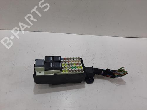 Used Fuse box JAGUAR I-PACE (X590) EV400 AWD (400 hp) 30094994
