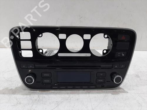 Used Radio VW UP! (121, 122, BL1, BL2, BL3, 123) 1.0 (75 hp) 30304327