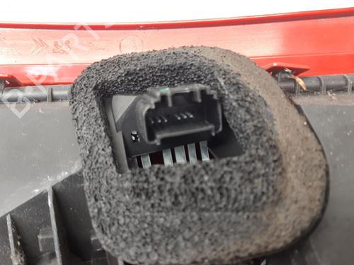 Left taillight PEUGEOT 107 (PM_, PN_) 1.0 | BP26865000C34 