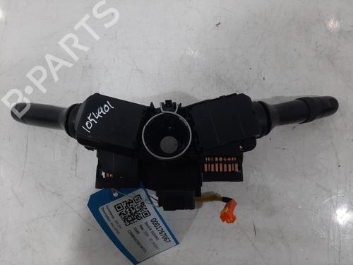 Switch TOYOTA YARIS (_P9_) 1.33 VVT-i (NSP90_, NSP90R) | BP37067133I30 - Image 4