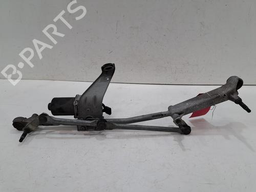 Used Front wiper motor MERCEDES-BENZ B-CLASS Sports Tourer (W246, W242) B 180 CDI / d (246.212) (109 hp) 31596868