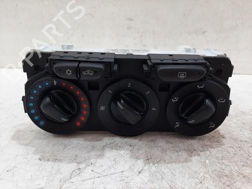 Used Climate control VAUXHALL CORSA Mk IV (E) (X15) 1.2 (69 hp) 30304315