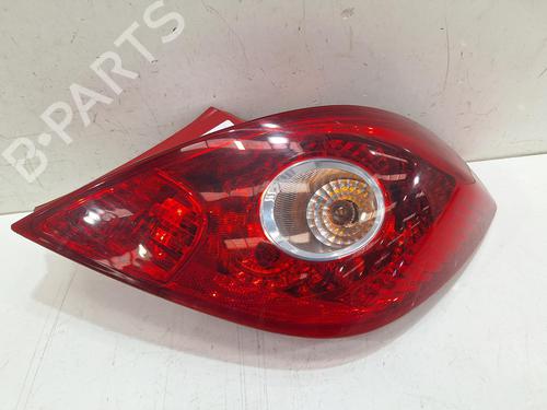 Used Right taillight VAUXHALL CORSA Mk III (D) (S07) 1.0 (L08) (60 hp) 26868238