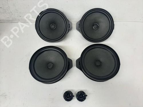 Used Speaker MERCEDES-BENZ A-CLASS (W176) A 45 AMG 4-matic (176.052) (360 hp) 26775686