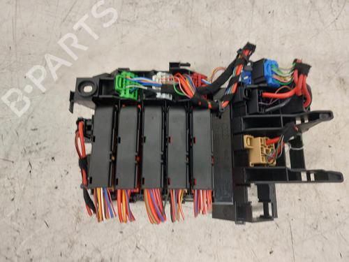 Used Fuse box VW TOUAREG (CR7, RC8) 3.0 TDI 4motion (286 hp) 26837815