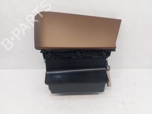 Used Glove box BMW i3 (I01) s Electric (184 hp) 28038687
