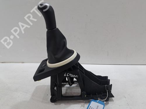 Gear lever RENAULT TWINGO III (BCM_, BCA_) 1.0 SCe 70 | BP29472064M90 