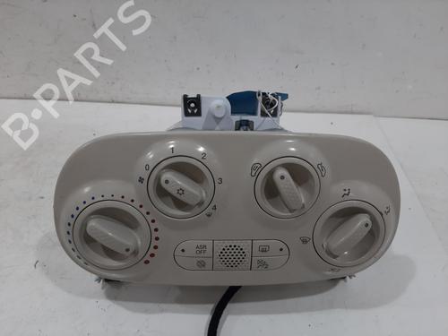 climate-control-fiat-500-312_-2007-32270561 main image