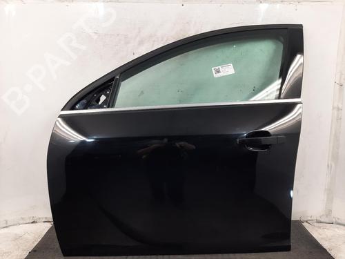 Used Left front door VAUXHALL INSIGNIA Mk I (A) Hatchback (G09) 2.0 CDTI (68) (170 hp) 29946221