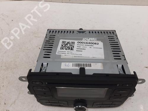 Radio DACIA SANDERO II TCe 90 (B8M1, B8MA, B8AC) | BP32357631E6