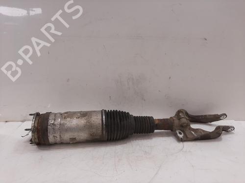 Used Left front shock absorber Left front shock absorber LAND ROVER RANGE ROVER IV (L405) 4.4 SDV8 4x4 (340 hp) 34533031 34533031