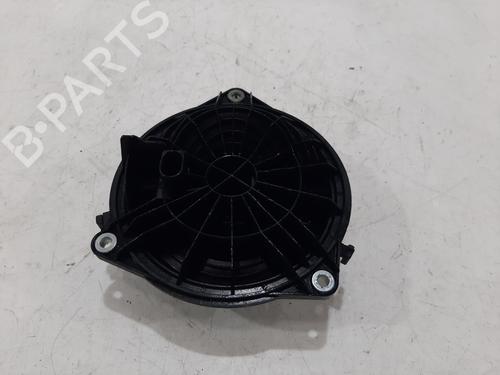 Tailgate handle VW GOLF VI (5K1) 2.0 TDI | BP36530382C132 - Image 3