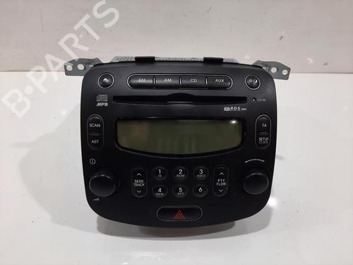 Used Radio Radio 37157936 37157936