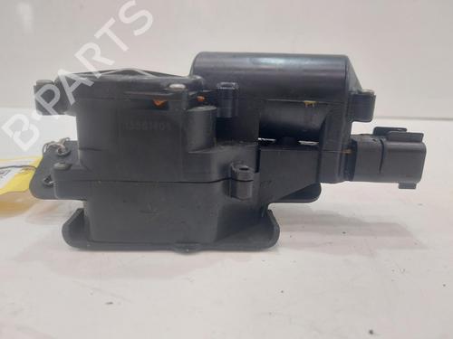 Used Tailgate lock VAUXHALL INSIGNIA Mk I (A) Sports Tourer (G09) 2.0 CDTI (35) (160 hp) 28040353