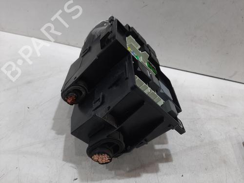 Used Fuse box JAGUAR I-PACE (X590) EV400 AWD (400 hp) 30495076