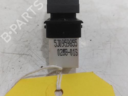 Left front window switch SKODA FABIA II Combi (545) 1.4 TDI | BP26825080I27 - Image 2