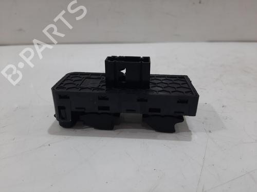 Right front window switch CITROËN C3 III (SX) 1.2 VTi 82 | BP38225085I26 - Image 5