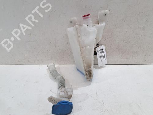 Used Windscreen washer tank Windscreen washer tank VW T-ROC (A11, D11) 1.5 TSI (150 hp) 33335660 33335660