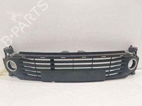 Used Grille RENAULT CLIO IV (BH_) 0.9 TCe 90 (BHNF, BHMA, BHMH, BHJK, BHJR) (90 hp) 26847443