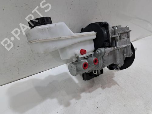 Brake master cylinder JAGUAR I-PACE (X590) EV400 AWD | BP30843593M77