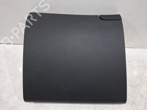 Used Glove box Glove box 39506943 39506943