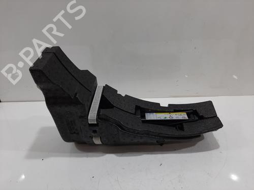 jack-kit-vw-golf-vii-5g1-bq1-be1-be2-2012-2013-2014-2015-2016-2017-2018-2019-2020-2021-36087302 main image
