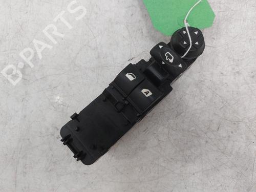 Used Right front window switch Right front window switch 26852515 26852515