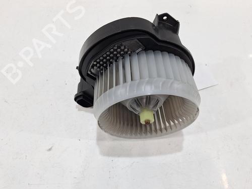 Heater blower motor JAGUAR F-PACE (X761) 2.0 TD4 AWD | BP31537806M62 - Image 2