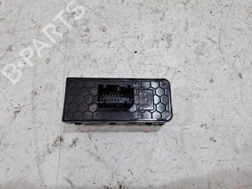 Right front window switch CITROËN C3 III (SX) 1.2 VTi 82 | BP39694860I26 - Image 4
