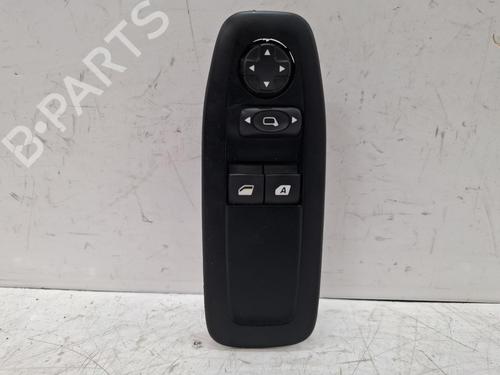 Used Right front window switch Right front window switch PEUGEOT 2008 I (CU_) 1.2 VTi (82 hp) 40021545 40021545
