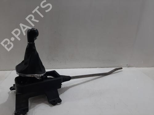 Used Gear lever Gear lever VAUXHALL CORSA Mk IV (E) (X15) 1.4 (90 hp) 35922524 35922524