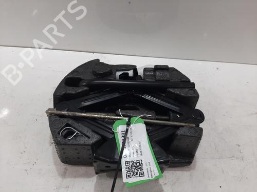 Roue de secours kit Roue de secours kit FORD FIESTA VII (HJ, HF) 1.1 Ti-VCT (86 hp) 36383847 36383847