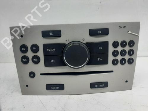 Used Radio VAUXHALL ASTRA Mk V (H) (A04) 1.4 (L48) (90 hp) 26804074