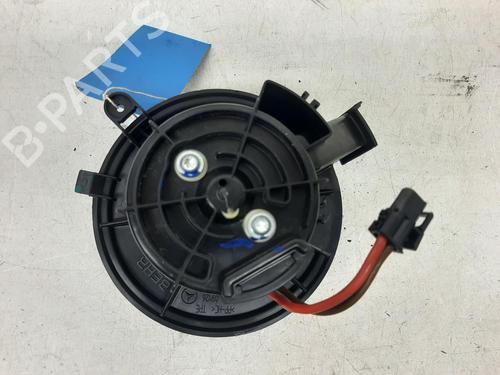 Heater blower motor MERCEDES-BENZ C-CLASS (W204) C 220 CDI (204.002) | BP26777605M62 