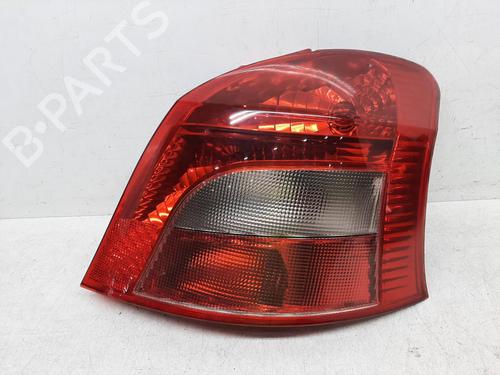 Used Right taillight TOYOTA YARIS (_P9_) 1.3 VVT-i (SCP90_, SCP90R) (87 hp) 26864512