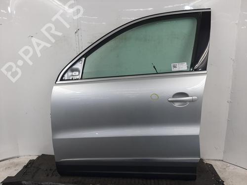 Used Left front door Left front door 38448022 38448022
