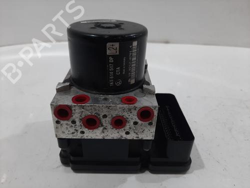 Used ABS pump VW GOLF VI Convertible (517) 2.0 TDI (140 hp) 29444968